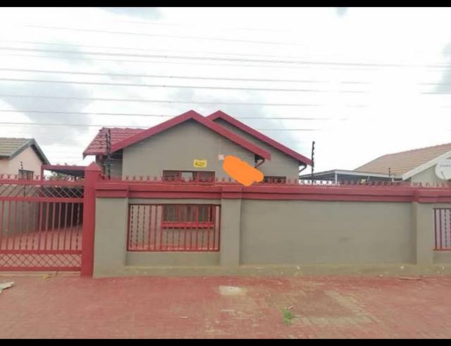 4 BEDROOM PROPERTY TO RENT IN SOSHANGUVE VV